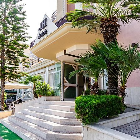 Hotel Joli Alba Adriatica Exteriör bild